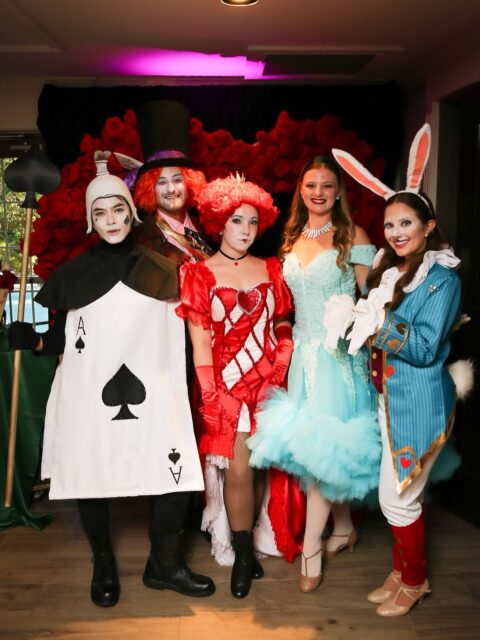 Whimsical Alice in Wonderland characters !
Our performers welcomed guests, took lots of selfies with guests and served a welcome drink.
They kicked off the evening’s festivities with a fully customized dance performance!
Grateful for our clients who trusted TDC to bring this theme to life!
Choreography @georgeabsi
Photography @aliciacarrick
#unmistakeablytdcentertainment #aliceinwonderland #eventprofs #customcostumes #fundraisers